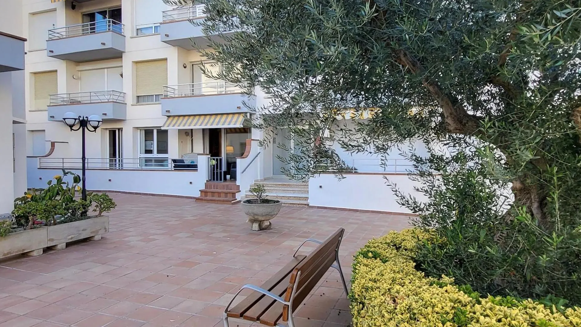 Lägenhet Apartamento En Planta Baja Con Piscina, A 600M De Playa Y Centro En L'Estartit - Es-323-39 Spanien